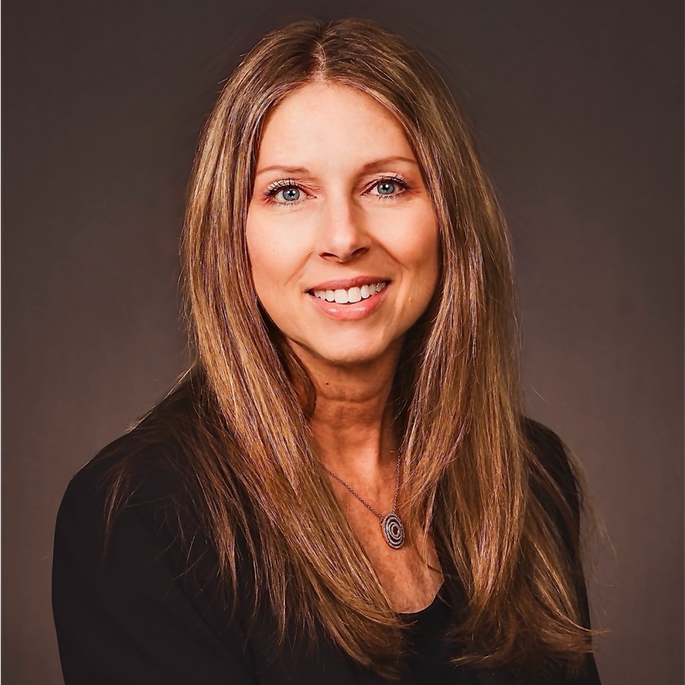 Meet your Posher, Denise